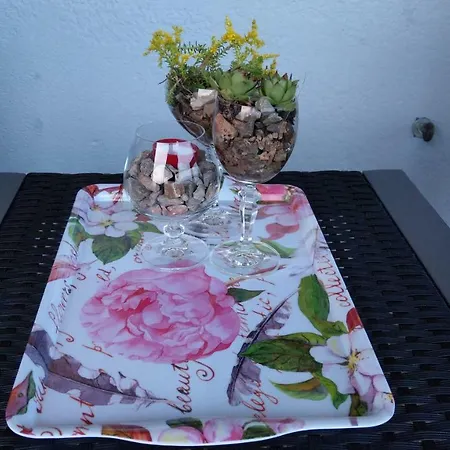 Villa Suzi Donkey Farm & Sea View Апартаменты *