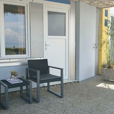 Апартаменты Villa Suzi Donkey Farm & Sea View Шмрика