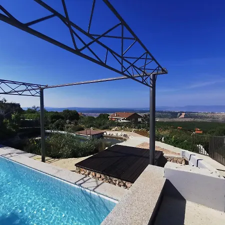 Апартаменты Suzi - Family Farm With Donkeys, Pool And Sea View Near Rijeka *