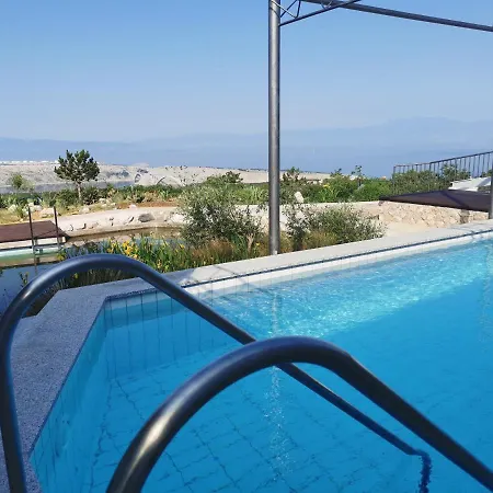 Villa Suzi Donkey Farm & Sea View 슈므리카