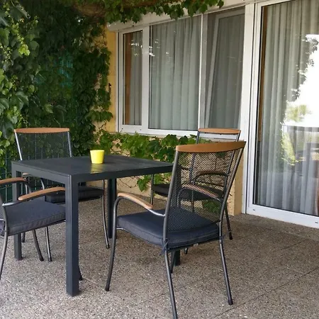 Villa Suzi Donkey Farm & Sea View 아파트 *