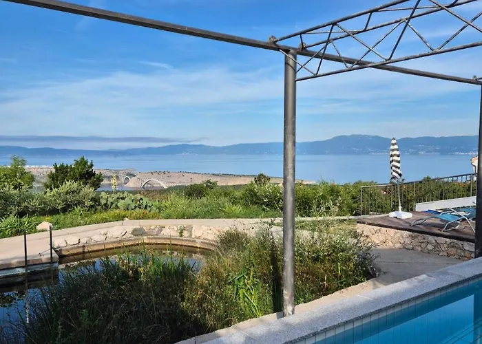 Suzi Donkey Farm & Sea View דירה *