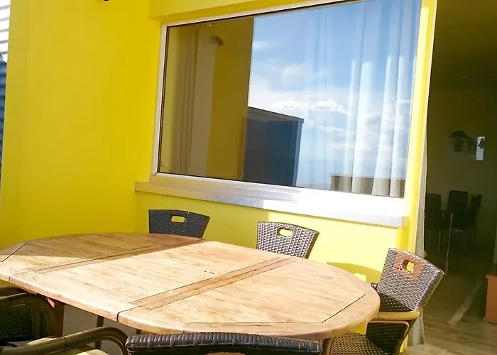 Suzi Donkey Farm & Sea View שמריקה