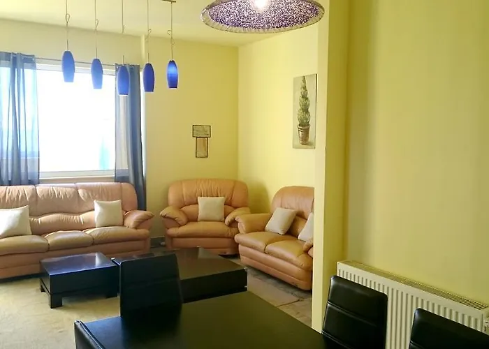 Suzi Donkey Farm & Sea View Apartment