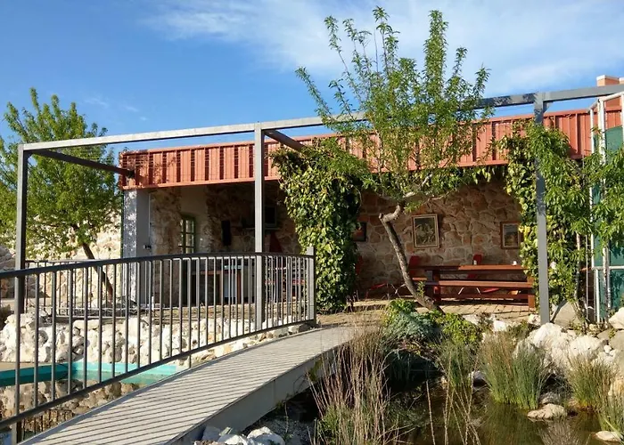 Suzi Donkey Farm & Sea View