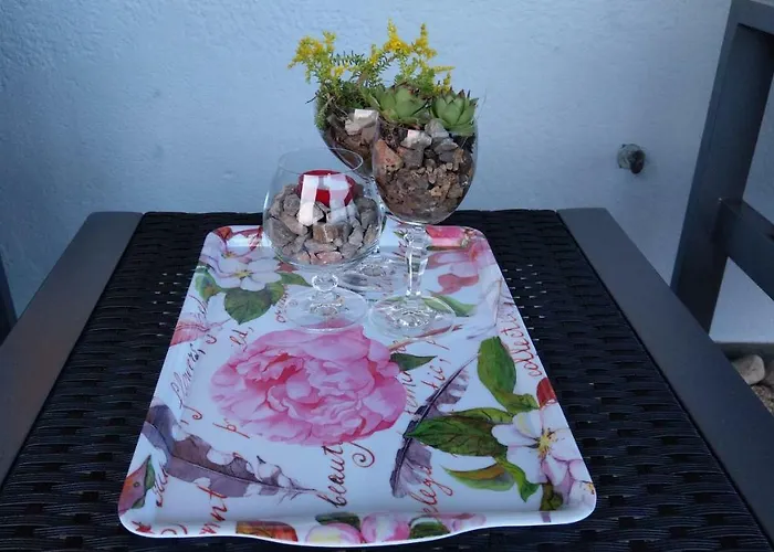 Suzi Donkey Farm & Sea View דירה *